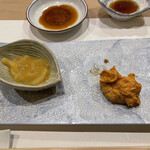 鮨 やすみつ - 自家製イカの塩辛、あん肝と西瓜の奈良漬