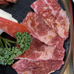 焼肉処 まるます家 - 