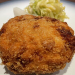 daikanyamakyu-zujibieryouriandosekainowain - 函館より帆立と鶏ひき肉のメンチカツ