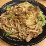 Sumibi Kushiyaki Bonchan - 焼きうどん　550円　　