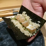 鮨 唐島 - 鯖の腹先の手巻き