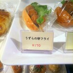 momoのパン屋さん - うずらの卵フライのパン(¥170)