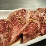 炭火焼肉 山麓 - 