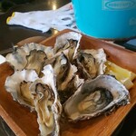 Oyster Bar Racco - 焼き牡蠣
