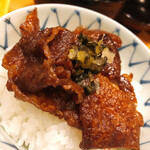 味享 - 牛肉のしぐれ煮で大盛りご飯を一膳いただきます