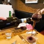 ピッツェリア パーレンテッシ - 大騎さんのサーブ