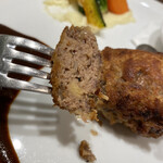 kitchen俊貴 - ハンバーグのリフトです