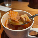 ドイツ国家認定食肉加工マイスターの店 AkitaHam. - 基本のランチセット﻿
      玄米セット 850円＋税﻿
      ドリンク ハム屋のトマトスープ﻿