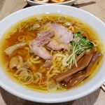 手打 親鶏中華そば 綾川 - 親鳥中華そば(820円)＋大盛り(150円)