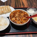 Mimmin - 麻婆豆腐セット＋餃子、これで1,050円