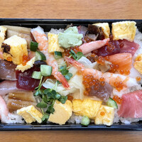 東鮨 新店 - テイクアウト「ばらちらし」800円