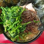 とんこつラーメンいしい - ラーメン並＋のり・キクラゲ・国産生ほうれん草増し
