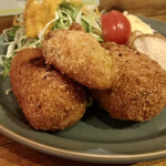 揚げ物日和ときどき煮込み - カニクリームコロッケ、牡蠣フライ アップ