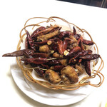上海小吃 - 手羽と唐辛子の揚げ物