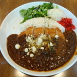 ワイアードカフェ ニュース - チキンカツカレー