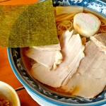 遊食空間ぶんぶん - 海苔をどかすとお麩が