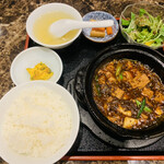 蘭蘭酒家 - (ランチ)土鍋入り四川麻婆豆腐セット
