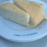 ペッシェドーロ - ランチセットのパン