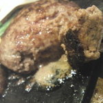 牛100%ハンバーグステーキ　ちょっと焦げ目が