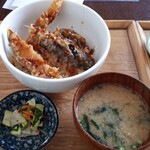 竹葉 - ちょい海老天丼　580円