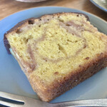 カートスタンド ポン - イチゴとチョコのパウンドケーキ￥360