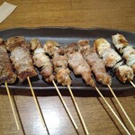 Yakitori Dainingu Itadaki Kokkochan - 豚、もも、せせり、むね