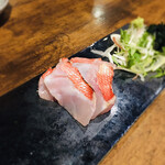 Sumibiyaki Tori Dainingu Robataya Atsumaru - 炙り金目鯛　脂がのって美味しい！