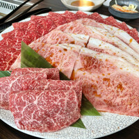 焼肉うしごろ 銀座並木通り店 - 