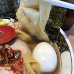 すごい煮干ラーメン 野毛 すし 釣りきん - 平麺