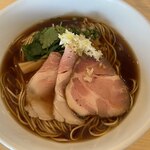 支那そば　まるこう - 「支那そば（黒醤油）」（880円）