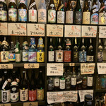 立ち呑みたたんばぁ - お店の焼酎の一部