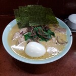 横浜ラーメン　壱鉄家 - 2021/02/21 チャーシューメン（醤油）900円・味玉100円