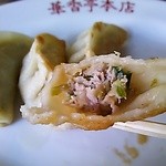 華香亭本店 - 2012年9月 餃子アップ　モチモチの皮