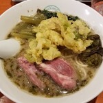 麺屋 六感堂 - ラム白湯 ばっけ味噌ラーメン