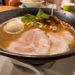 RAMEN 風見鶏 - 赤味噌(味玉)