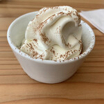 ひこま豚食堂＆精肉店 Boodeli - 