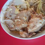 ラーメン二郎 - 5個の内２個が端ブタでした♪