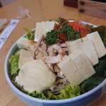 ちゃんこ大政  - 豆腐・蒸し鶏・大根サラダ