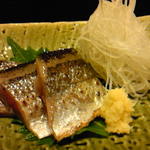 新秋刀魚の炙り。
