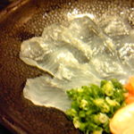 うすばハギの薄造り。