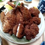 にし与 - フライの盛合わせ