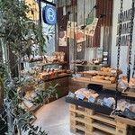 アールベイカー - 素敵すぎる店内