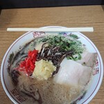 王者-23 - 博多豚骨(刻み生ニンニク・マー油トッピング)