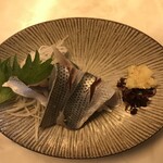 魚立呑み　いそかわ - こはだの酢〆