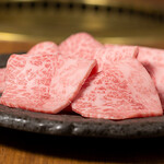 Wagyuu To Tan Yakiniku Tomi - 