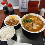 大衆食堂 さんさん亭 - 