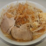 ラーメン荘 歴史を刻め - 料理写真:ラーメン  ニンニクあり