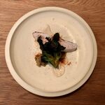 bistro nid - 鰆の低温調理とちぢみほうれん草にカリフラワーのソース、蕗味噌