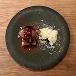 bistro nid - マスカルポーネのアイス、苺のティラミス