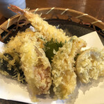 Nao - 2021/02/22
                      限定十食定食 1,200円
                      きすと海老とちくわの天ぷら